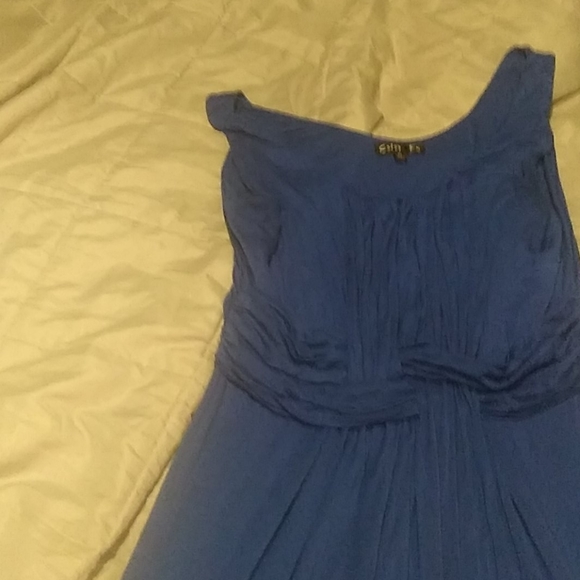 Long blue maxi - Picture 1 of 3